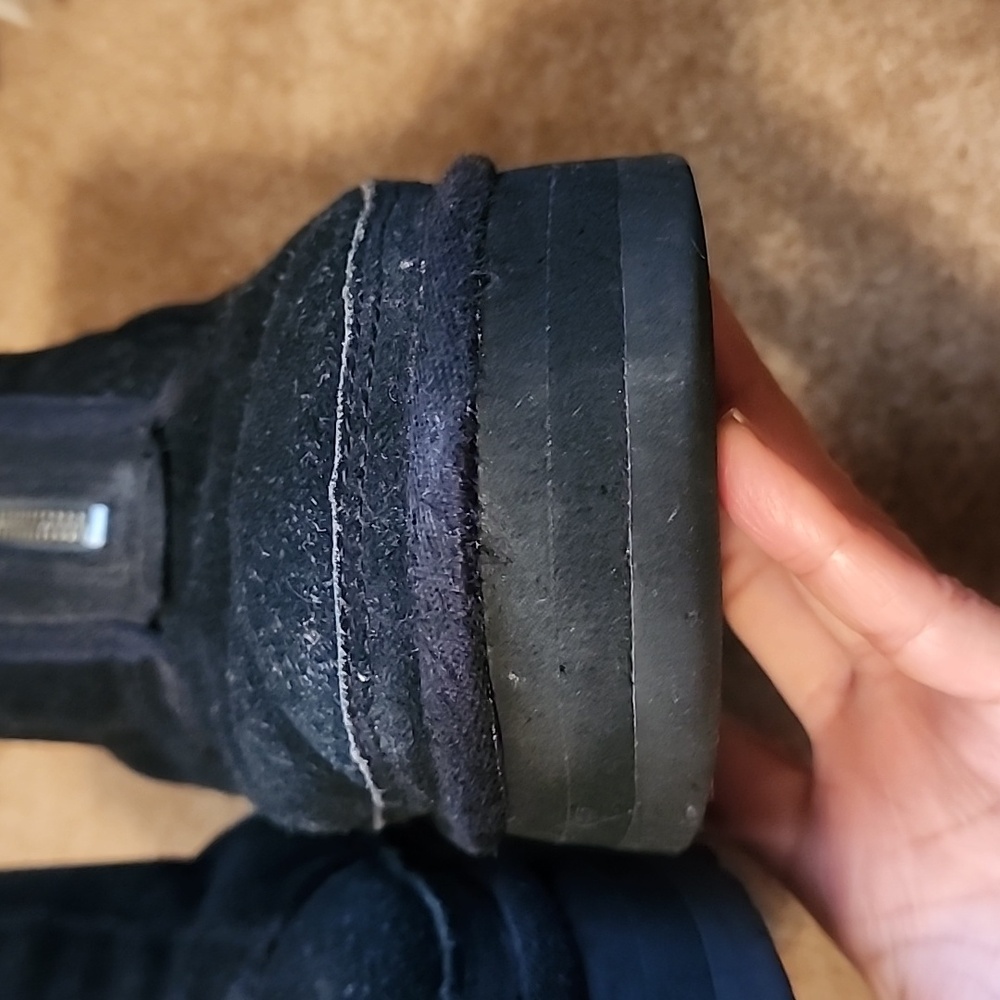 UGG Black Winter Boots with Red Accents - Picture 4 of 13